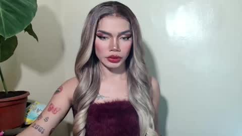 sexyhotbabe18 online show from April 19, 2:56 am