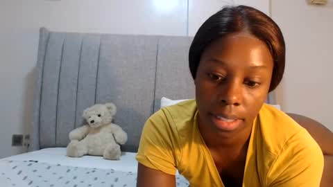 sexymonalisa1 online show from June 26, 6:08 am