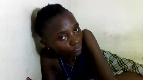 VIVIAN online show from March 2, 5:47 pm