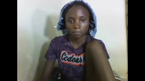 VIVIAN online show from February 17, 7:12 pm