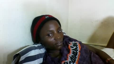 VIVIAN online show from February 25, 8:58 am