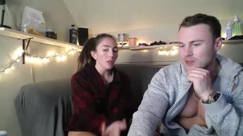 Royal Duo online show from December 8, 6:22 am