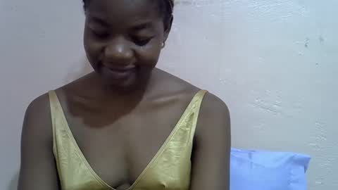 sexyshaz22 online show from April 23, 10:22 pm