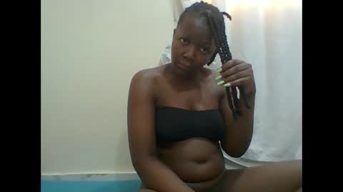 PAULINE online show from November 1, 6:34 am