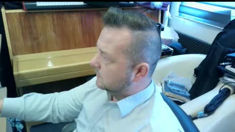 Snapshot of sexysteve80 chatting on October 14, 9:01 am sexysteve80 online show from October 14, 9:01 am