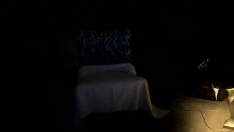 Smooth bi guy online show from March 15, 7:13 am