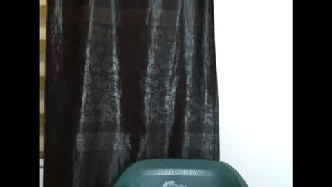 Blue online show from October 28, 6:31 pm