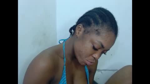 sexyxmilfx online show from February 21, 11:30 pm