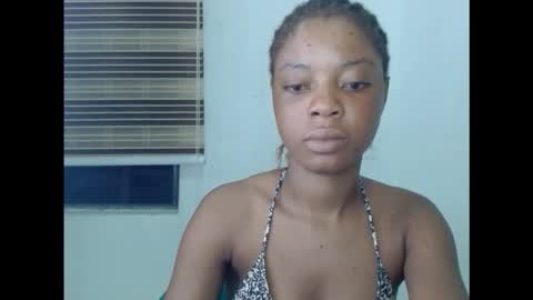 sexyxpeach online show from January 6, 8:02 pm