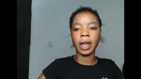 Snapshot of sexyxpeach chatting on October 19, 4:22 pm sexyxpeach online show from October 19, 4:22 pm