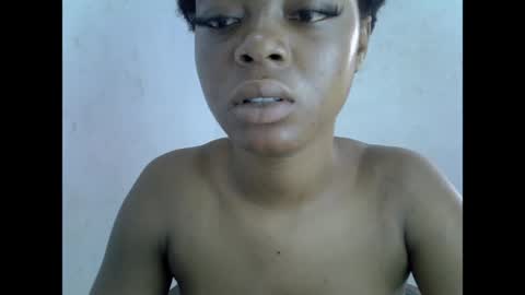 sexyxpeach online show from April 21, 9:49 am