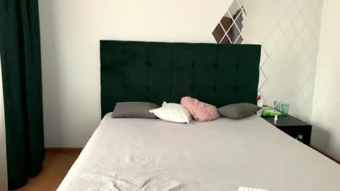 Sexycouple online show from February 4, 6:46 am