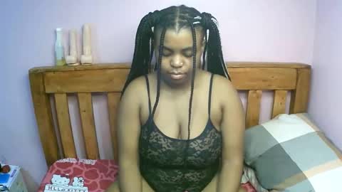 sexyyred_ online show from June 6, 1:55 am