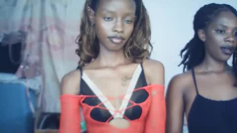 sexyzuriel online show from February 10, 4:48 am