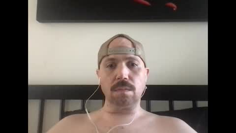 sfgiants1982 online show from September 22, 6:23 pm