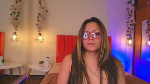 Shadya online show from April 7, 2:57 am