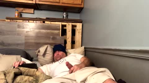 Snapshot of shadystl chatting on December 3, 3:06 pm shadystl online show from December 3, 3:06 pm