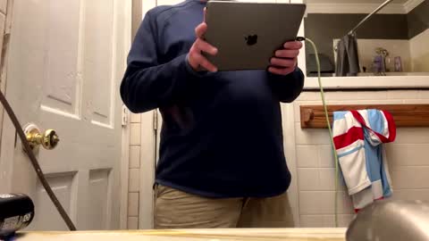 Snapshot of shadystl chatting on January 15, 4:21 pm shadystl online show from January 15, 4:21 pm