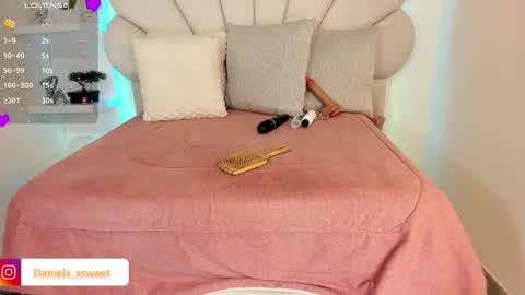 shairytovar online show from December 15, 6:53 am