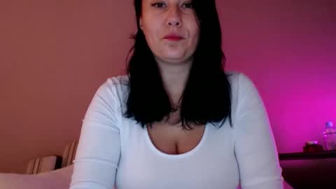 Mila online show from October 5, 6:11 am