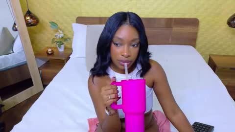 Catalina online show from March 13, 4:43 pm