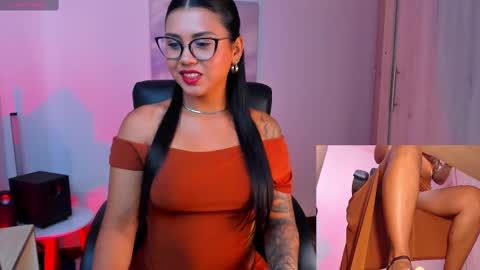 Snapshot of shanabellucy chatting on September 15, 6:31 pm onlyfans shanabellucy online show from September 15, 6:31 pm