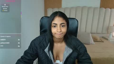 shanelle online show from May 13, 4:05 pm