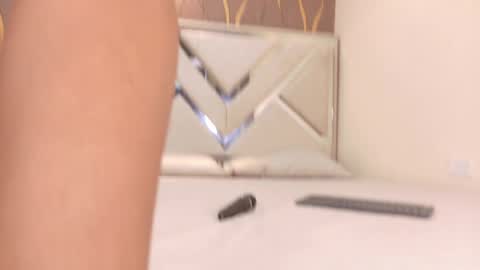   online show from April 9, 12:44 pm