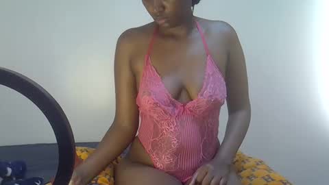 shanizz online show from April 23, 6:42 pm