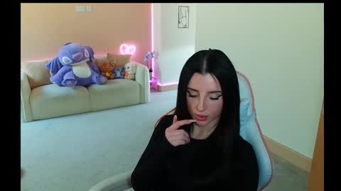 Snapshot of shannonblooms chatting on October 21, 10:53 am Shanmais online show from October 21, 10:53 am