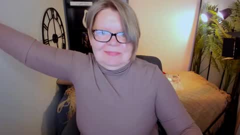 Shannon online show from May 8, 5:24 am