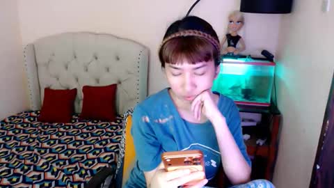 SHANTA FOX  s online show from January 15, 2:15 pm