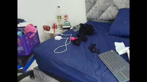 shantey online show from July 16, 2:53 pm