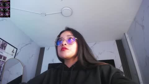 Snapshot of shantyvibe_a chatting on October 17, 9:41 pm Shantall online show from October 17, 9:41 pm