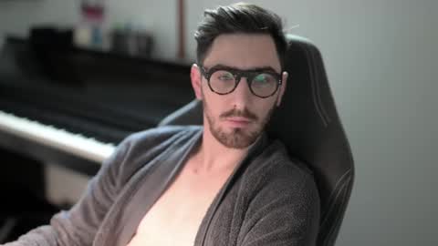 frenchy boy online show from November 9, 8:29 am