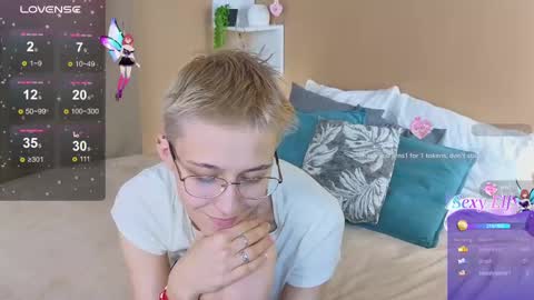 Sharli online show from February 19, 6:54 pm