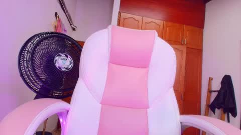 Sharlott online show from March 4, 11:51 am