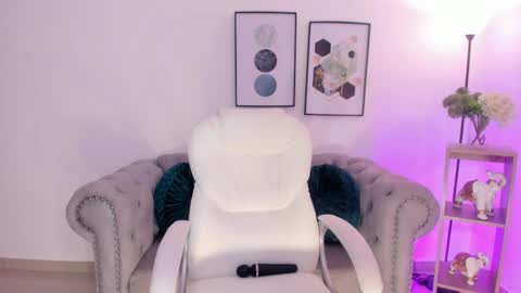 sharon_breezee online show from November 25, 5:06 am