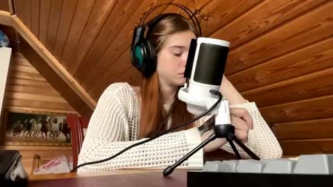 Maria online show from May 25, 5:13 am