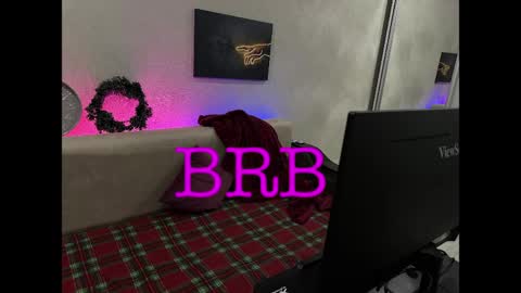 shawty_miia online show from May 21, 3:18 pm