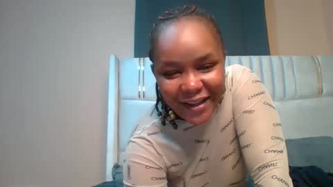 Snapshot of shay_diva chatting on October 13, 10:23 pm Shay diva online show from October 13, 10:23 pm