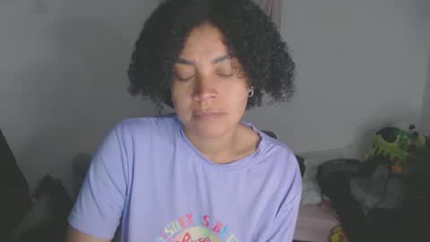 Shayna online show from December 17, 12:39 am