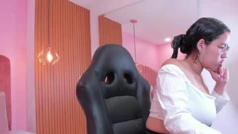 shayra_alina online show from June 21, 1:17 pm