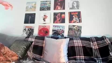 Secret Shea online show from March 3, 5:53 pm