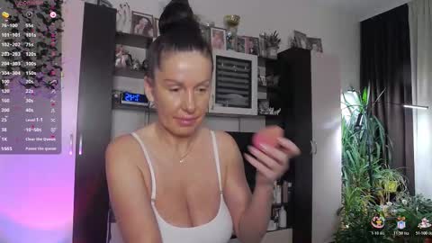 Sheila GMT 2 Tuesday Wednesday Friday Saturday Sunday- 8  5  online show from February 20, 4:45 am