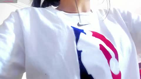 sheilly_brown online show from December 4, 7:24 pm