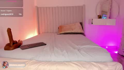 shelynna_azzul online show from March 30, 9:48 pm