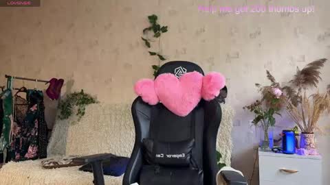Vanessa online show from June 5, 1:49 pm