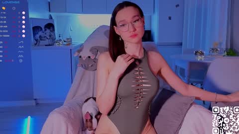 Snapshot of shey1i chatting on December 13, 9:09 pm Sheyli online show from December 13, 9:09 pm