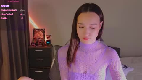 Snapshot of shey1i chatting on October 31, 11:54 am Sheyli online show from October 31, 11:54 am